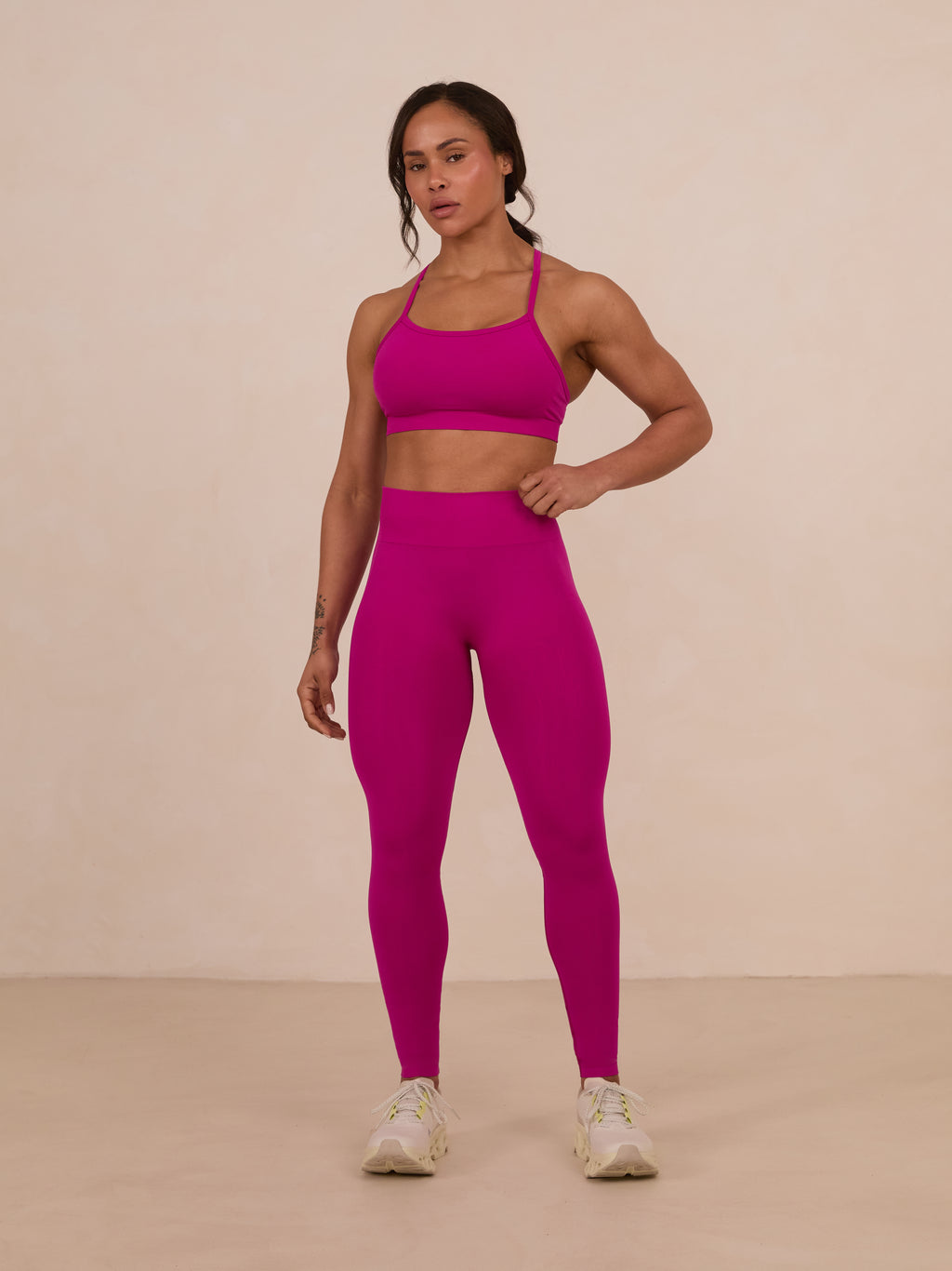 ELEVATE SEAMLESS OPEN BACK BRA